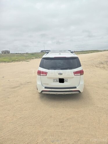 Kia Carnival 2015, 211,000 km - 2.2 l - Bakı