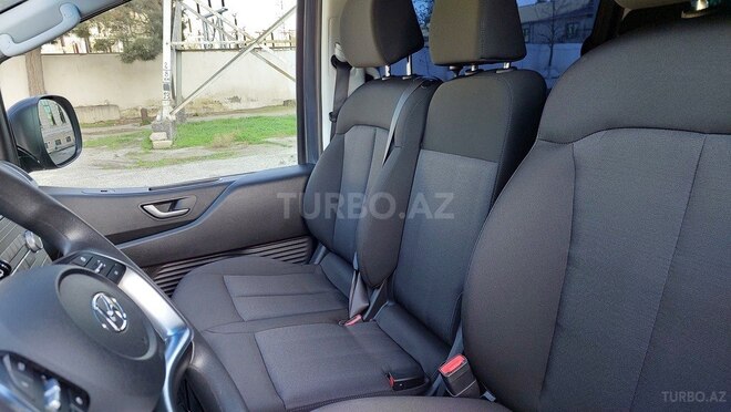 Hyundai Staria 2021, 17,000 km - 2.2 l - Bakı