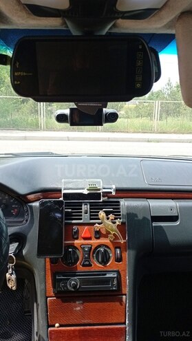 Mercedes E 230 1995, 400,000 km - 2.3 l - Gəncə