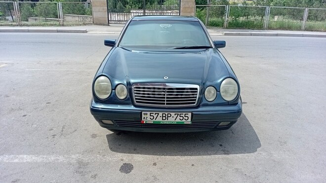 Mercedes E 230 1995, 400,000 km - 2.3 l - Gəncə
