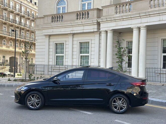 Hyundai Avante 2015, 153,000 km - 1.6 l - Bakı