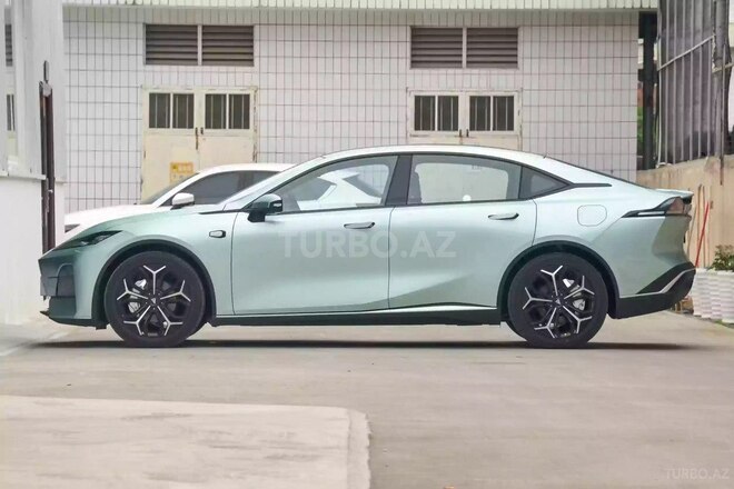 Changan  2025, 5 km - 1.5 л - Bakı