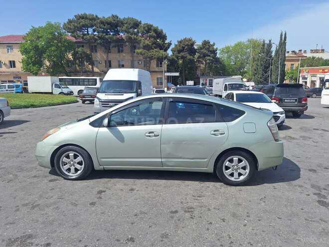 Toyota Prius-9