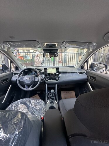 Toyota Corolla Cross 2025, 0 km - 2.0 л - Bakı