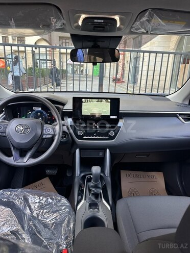 Toyota Corolla Cross 2025, 0 km - 2.0 л - Bakı