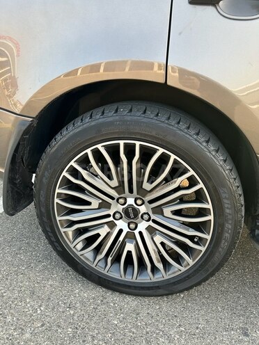 Land Rover Range Rover 2010, 281,000 km - 3.6 л - Bakı