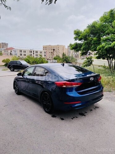 Hyundai Elantra 2017, 131,155 km - 2.0 л - Bakı