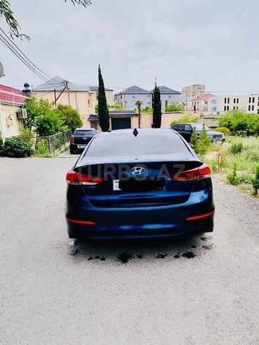 Hyundai Elantra 2017, 131,155 km - 2.0 л - Bakı