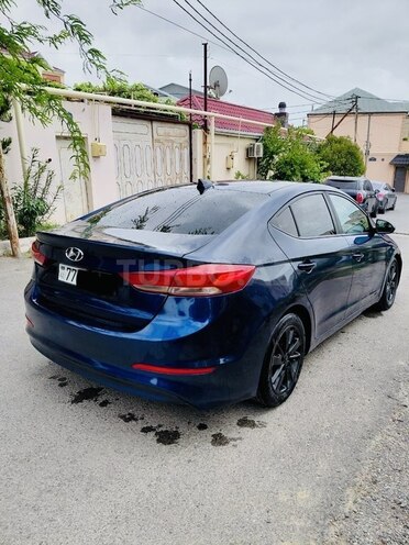 Hyundai Elantra 2017, 131,155 km - 2.0 л - Bakı