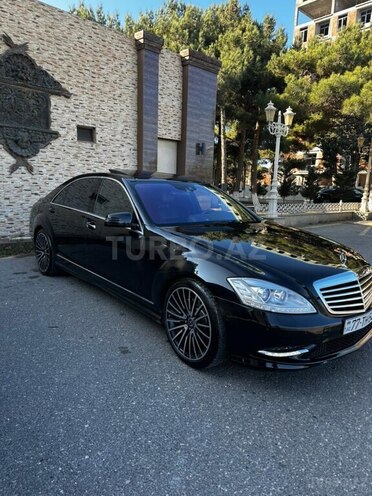 Mercedes S 500 4MATIC 2010, 185,000 km - 5.5 л - Bakı