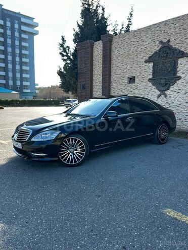 Mercedes S 500 4MATIC 2010, 185,000 km - 5.5 л - Bakı