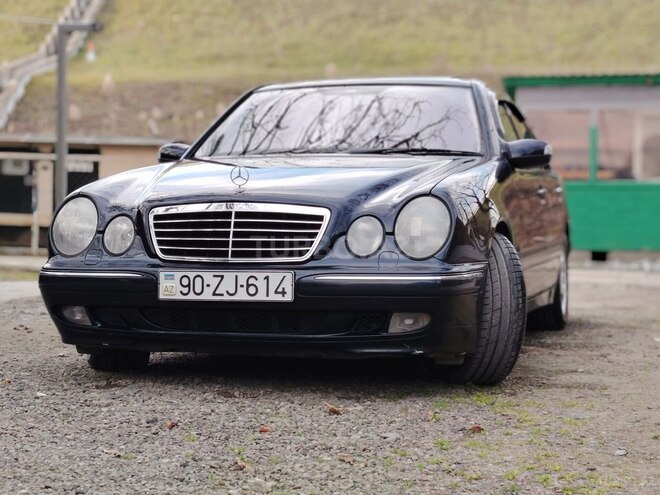 Mercedes E 240 1999, 300,000 km - 2.4 l - Masallı