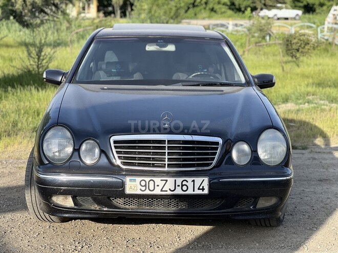 Mercedes E 240 1999, 300,000 km - 2.4 l - Masallı
