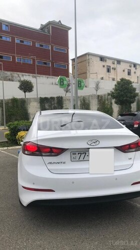 Hyundai Avante 2018, 100,000 km - 1.6 l - Bakı