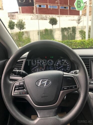 Hyundai Avante 2018, 100,000 km - 1.6 l - Bakı