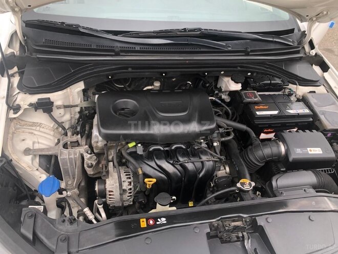 Hyundai Avante 2018, 100,000 km - 1.6 l - Bakı