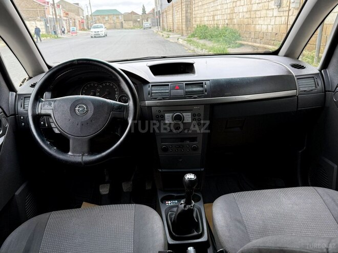 Opel Meriva-3