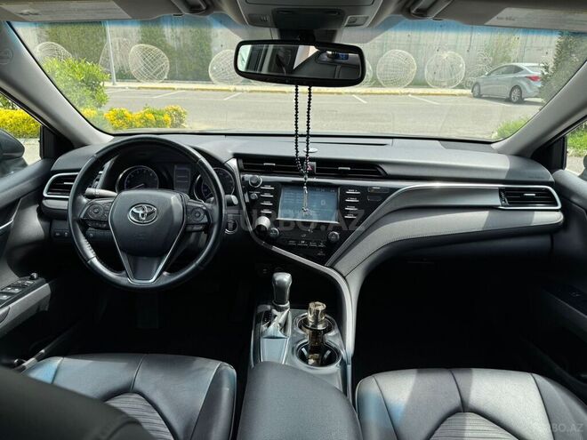 Toyota Camry 2018, 15,550 km - 2.5 л - Bakı