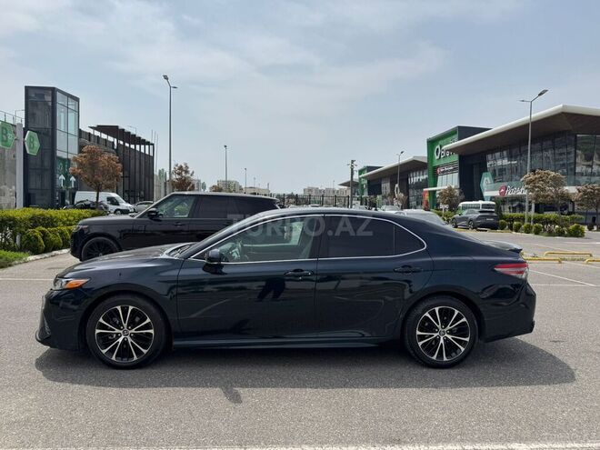 Toyota Camry 2018, 15,550 km - 2.5 л - Bakı