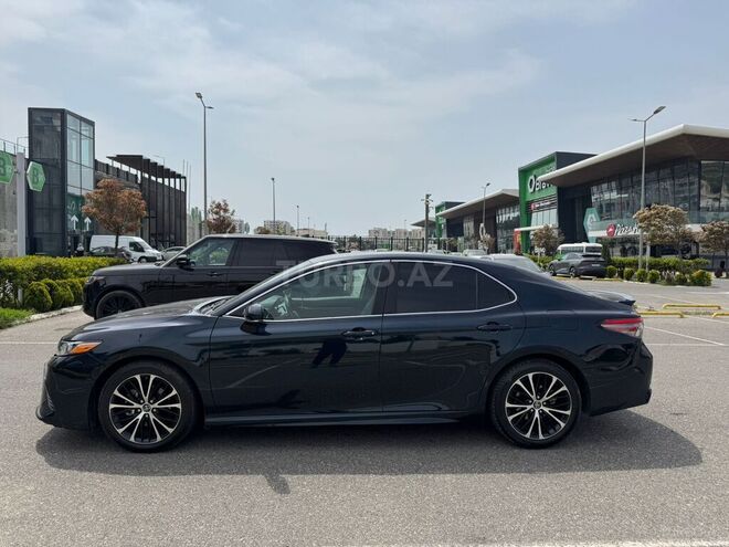 Toyota Camry 2018, 15,550 km - 2.5 л - Bakı