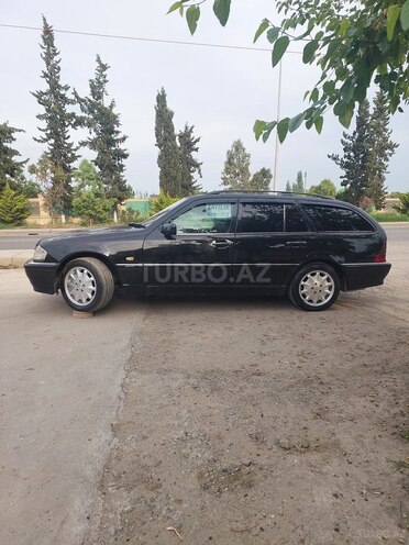 Mercedes C 220 d 1998, 446,433 km - 2.2 l - Sabirabad