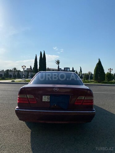 Mercedes E 200 1999, 440,843 km - 2.0 l - Gəncə