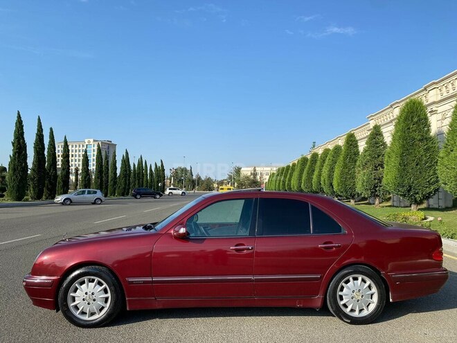 Mercedes E 200 1999, 440,843 km - 2.0 l - Gəncə