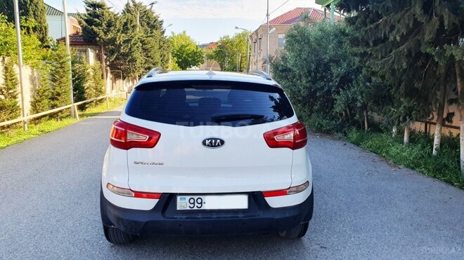 Kia Sportage 2011, 298,000 km - 2.0 л - Bakı