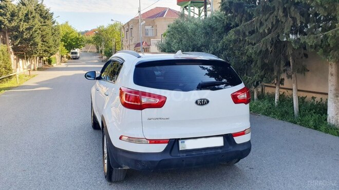 Kia Sportage 2011, 298,000 km - 2.0 л - Bakı