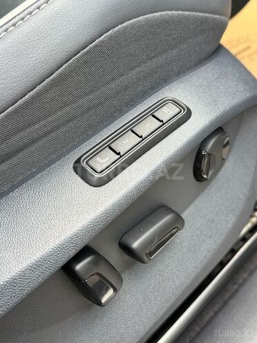 Volkswagen ID.6 Crozz 2023, 64,000 km - 0.0 l - Bakı