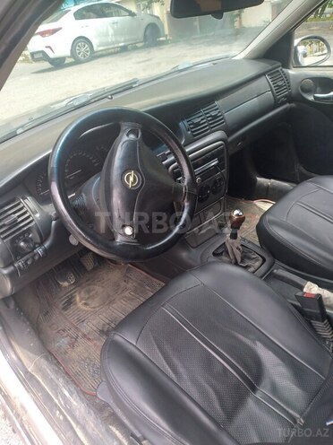 Opel Vectra 1999, 270,000 km - 2.0 l - Bakı