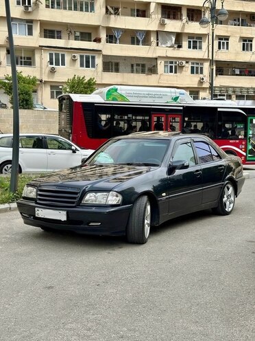 Mercedes C 240 1997, 447,000 km - 2.4 l - Bakı