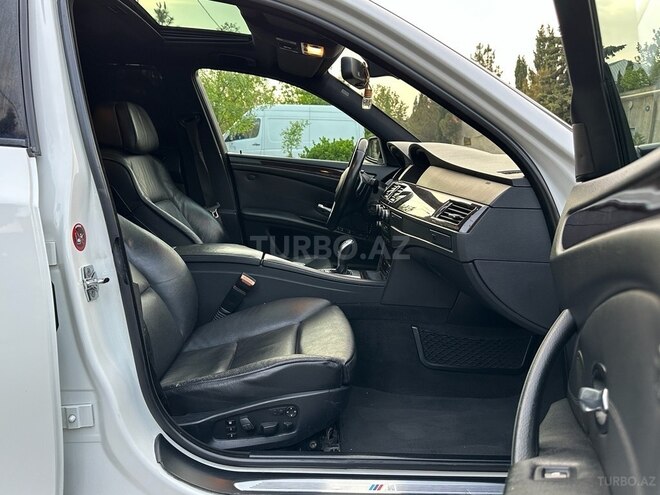 BMW 530-11
