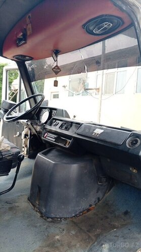 Mercedes 208 D 1994, 300,000 km - 2.3 л - Şabran