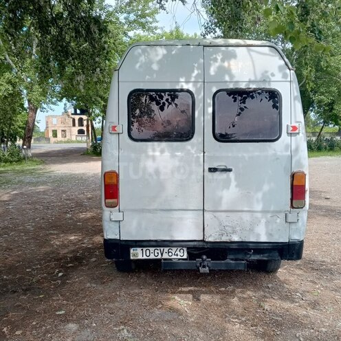 Mercedes 208 D 1994, 300,000 km - 2.3 л - Şabran