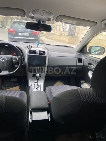 Toyota Corolla 2013, 240,580 km - 1.6 l - Bakı