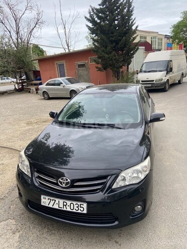 Toyota Corolla 2013, 240,580 km - 1.6 l - Bakı
