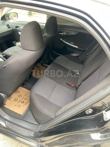 Toyota Corolla 2013, 240,580 km - 1.6 l - Bakı