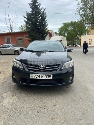 Toyota Corolla 2013, 240,580 km - 1.6 l - Bakı