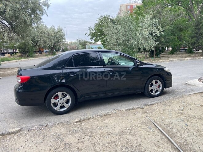 Toyota Corolla 2013, 240,580 km - 1.6 l - Bakı
