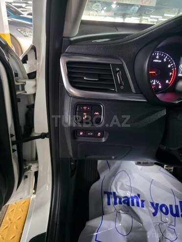 Kia K5-20