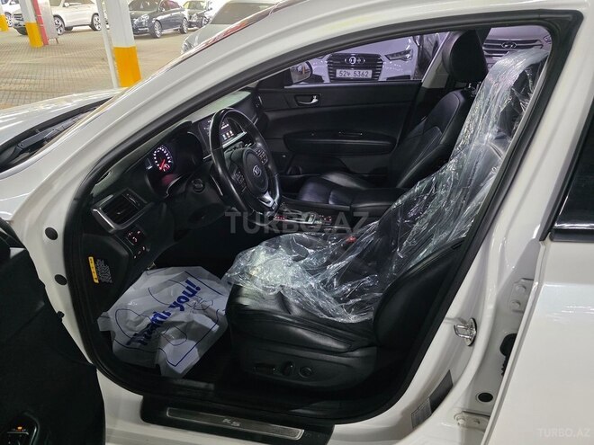 Kia K5-14