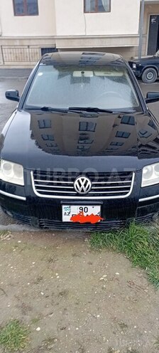 Volkswagen Passat 2001, 35,000 km - 1.8 l - Şirvan