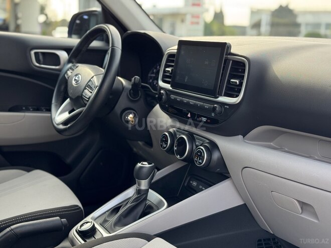Hyundai Venue 2021, 31,000 km - 1.6 л - Bakı
