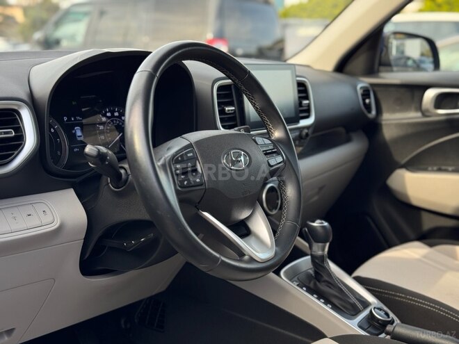 Hyundai Venue 2021, 31,000 km - 1.6 л - Bakı