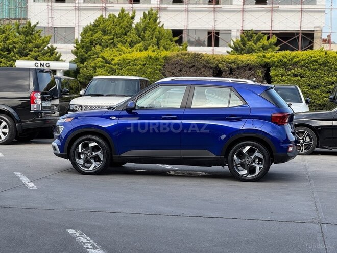 Hyundai Venue 2021, 31,000 km - 1.6 л - Bakı
