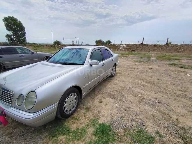 Mercedes E 200 1997, 123,987 km - 2.0 l - Mingəçevir