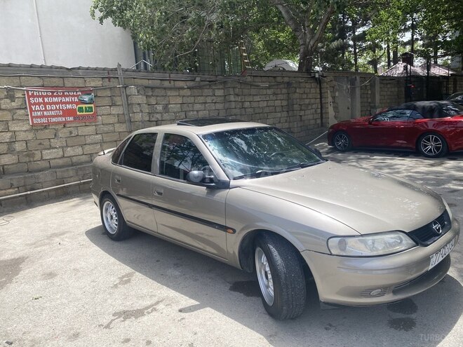 Opel Vectra 1996, 385,000 km - 1.6 l - Bakı