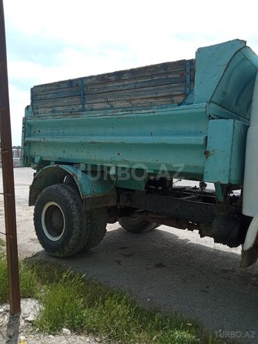 MAZ 5549 1990, 300,000 km - 11.0 l - Şəki