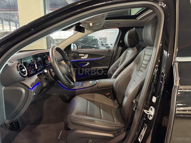 Mercedes E 300 e 4MATIC-7